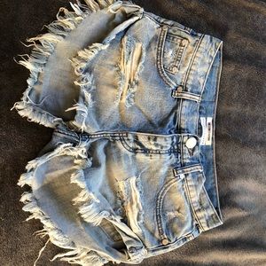 One by one teaspoon bandits 25